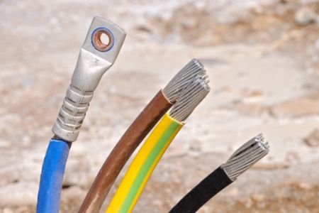 Hiring a Contractor for Electrical Repairs and Services Thumbnail