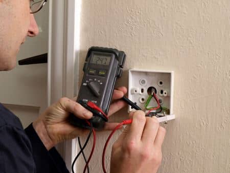 With Home Electricity, You Need An Expert Colonia Electrician Thumbnail